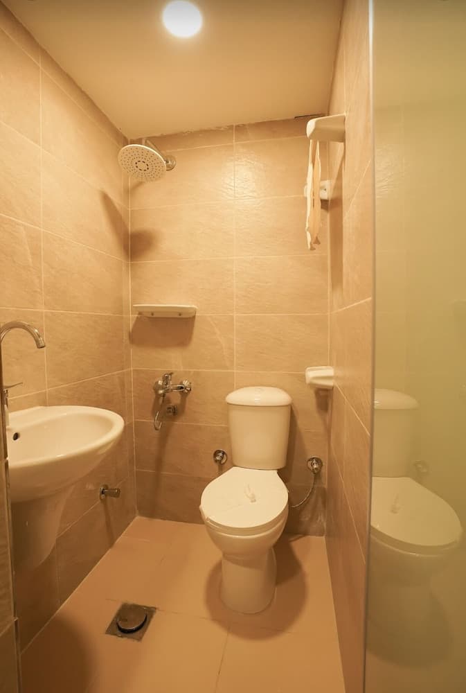 Tahrir view apartments Bathroom