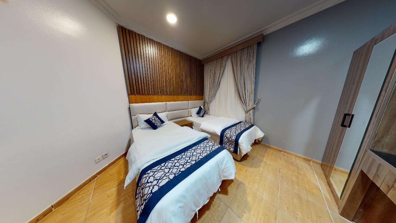 Comfy Chalet with Comfortable and Simple Furniture | 1955 Room
