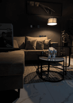 Elegant Apartment with Self Check-in | 5818 Living Area