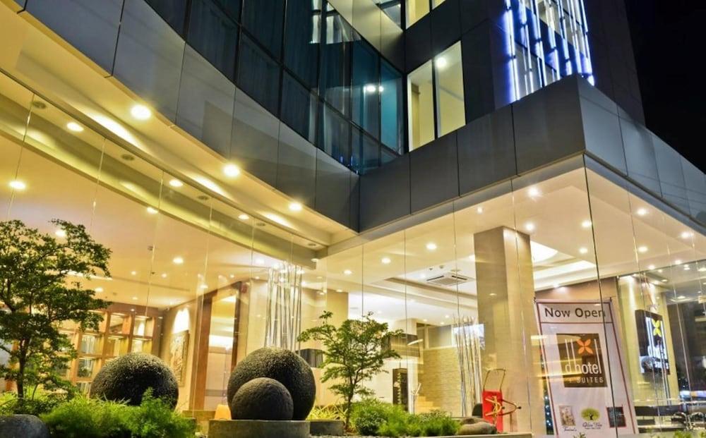 D' Hotel and Suites Exterior