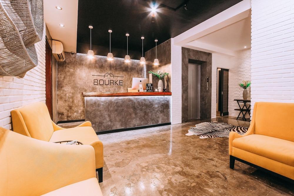 ذا بورك هوتل