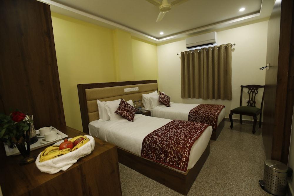 Bhanwar Niwas Room