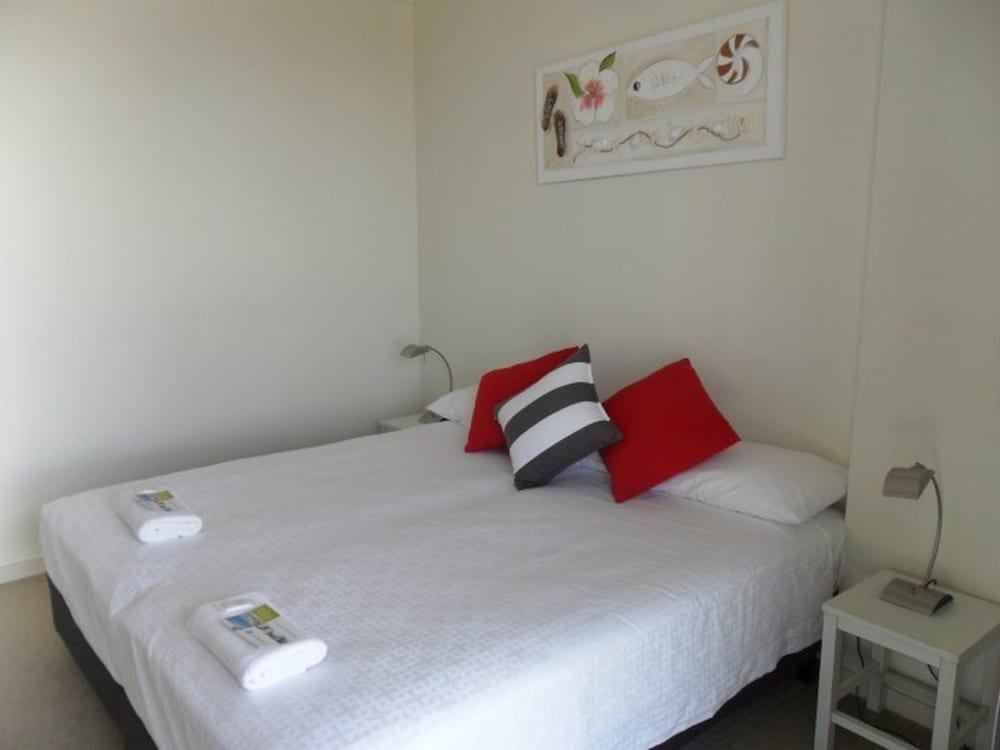 Pandanus Mooloolaba Room