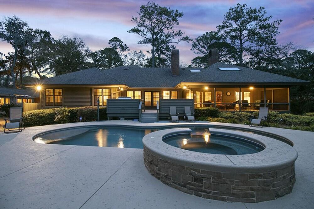 باين بارادايس باي فايف ستار بروبيرتيز زحليقة مائية