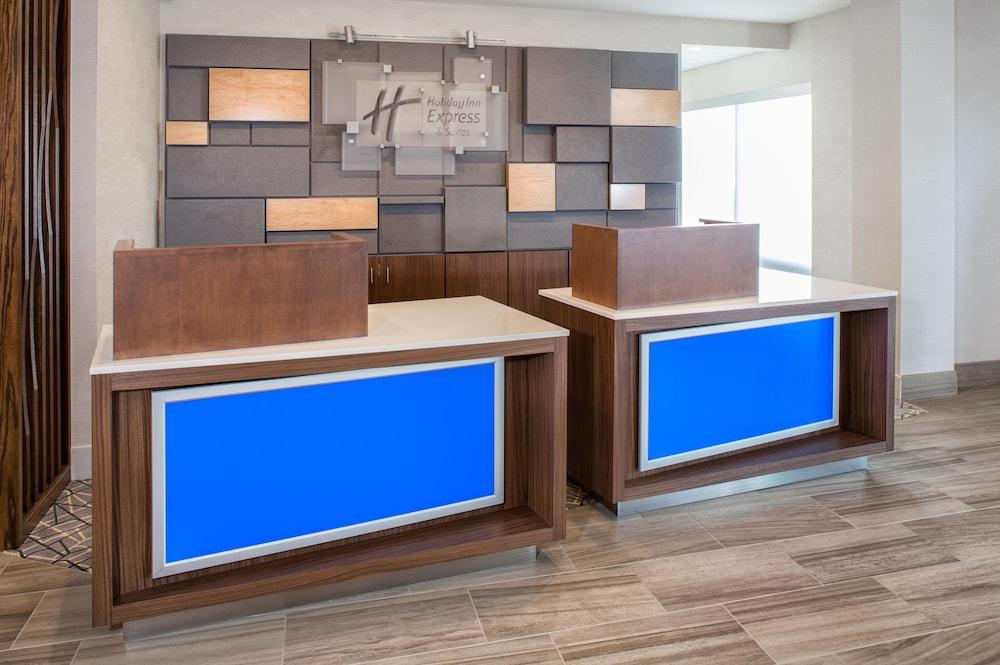 هوليداي إن إكسبرس آند سويتس إيست بيوريا - ريفرفرون  باي آيتش جي المنطقة الخارجية