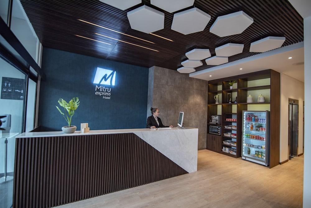 Mitru Express Reception