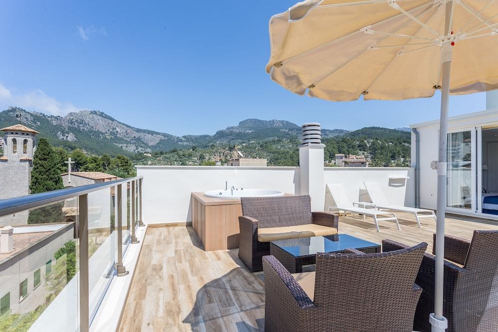 FERGUS Style Soller Beach Room
