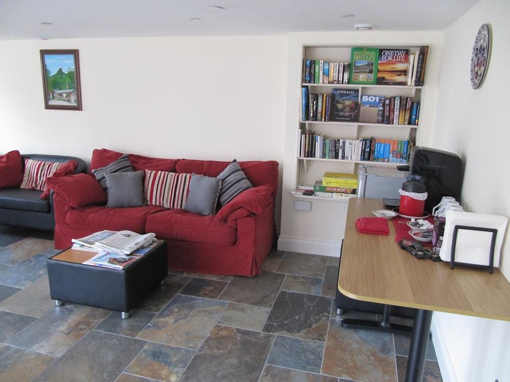 مزرعة تيدمور فارم النباتية للمبيت والإفطار تفاصيل الفندق من الداخل