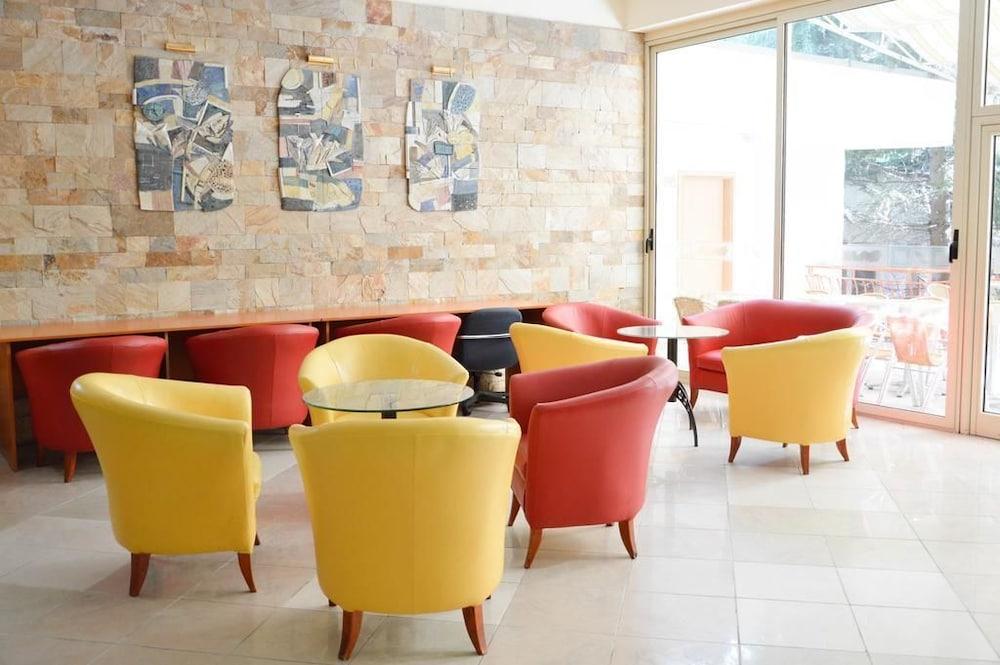 فيتا بارك هوتل آند أكوا بارك منطقة الجلوس في الردهة