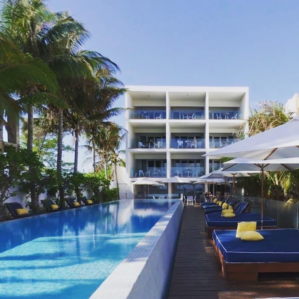 أوتل سيكريتو