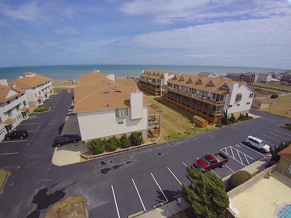 سي ديونز كيتي هاوك باي كيه إي إي إس فاكيشنز منظر من الجو