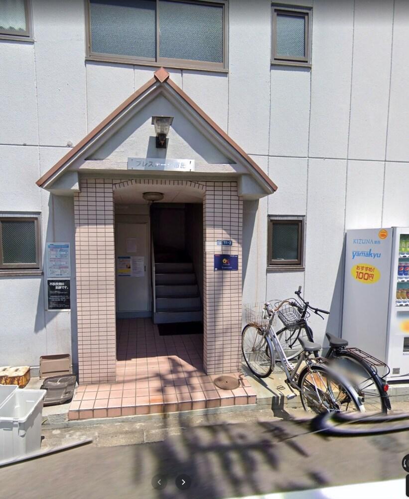 EX Fuse Apartment 1A Exterior