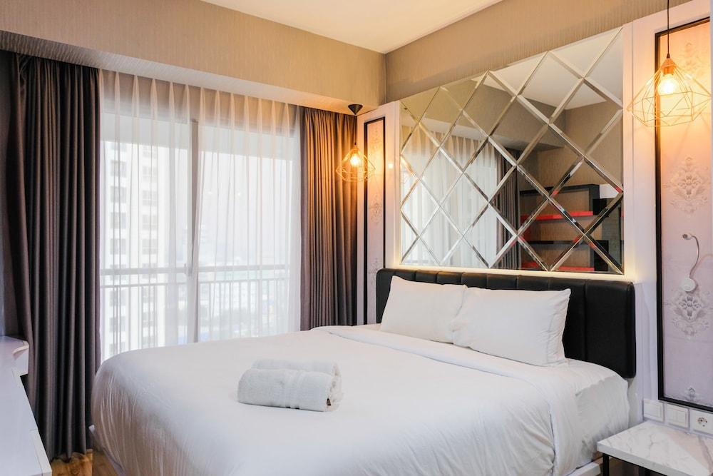 3BR Apartment with Pool View at M-Town Residence Featured Image