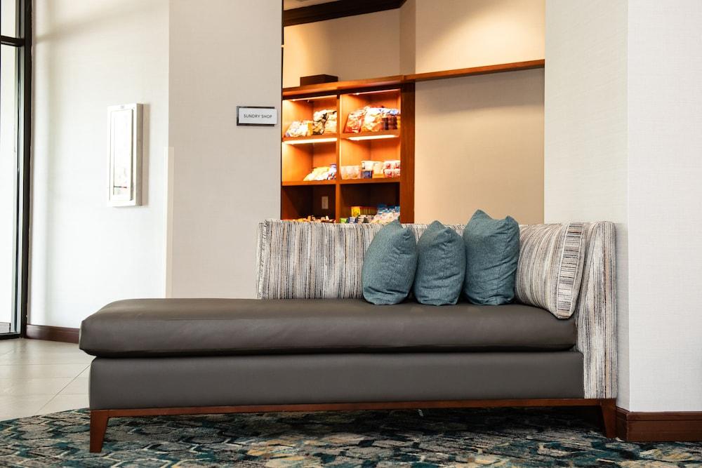 هوتل أوبورن هيلز الردهة