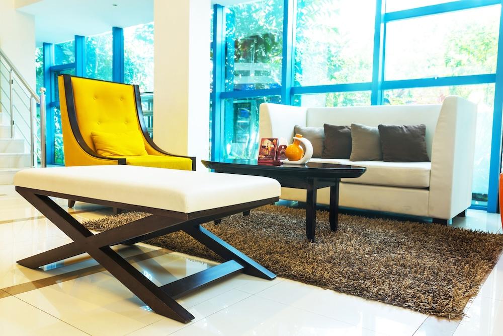 بست ويسترن بريمير أكرا أيربورت هوتل الردهة