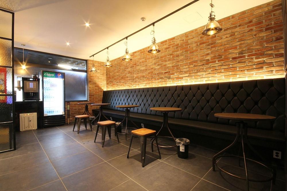 هوتل ياجا بوهانج يانجيلداي منطقة الجلوس في الردهة