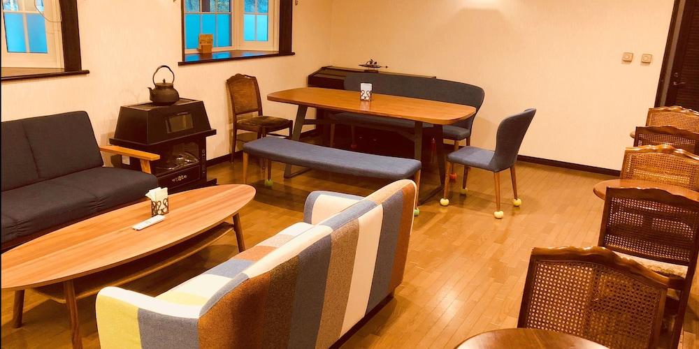 لايف إيز بيوتيفول