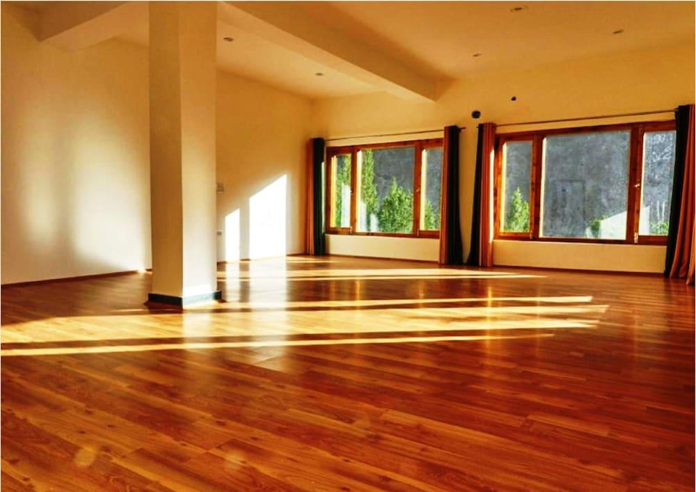 TIH The Himalayan Abode Interior