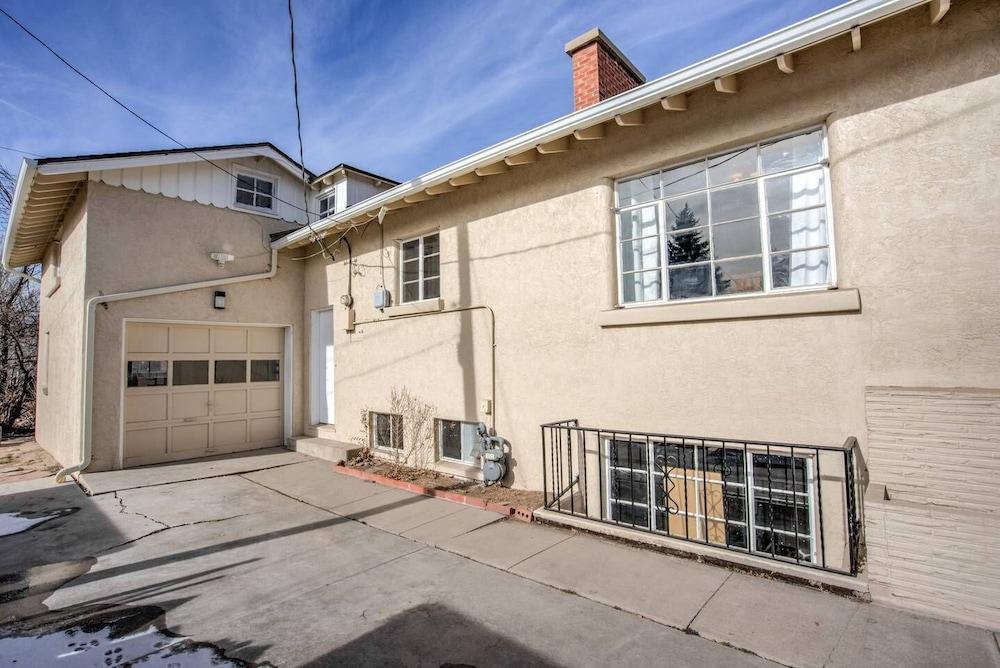 4 بد روم ماونتن فيو ويذ فايربيت آند بينج بونج المنطقة الخارجية