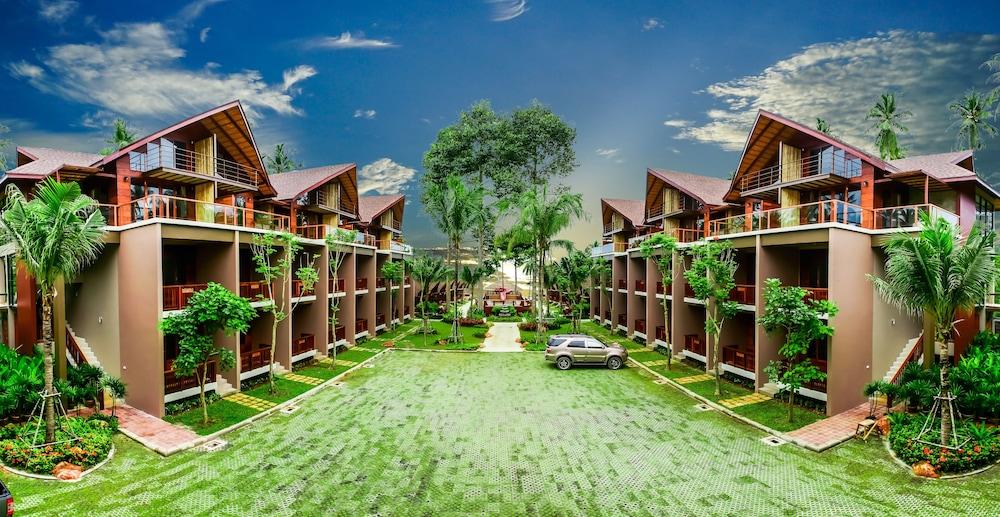 Khanom Cabana Beach Resort Exterior