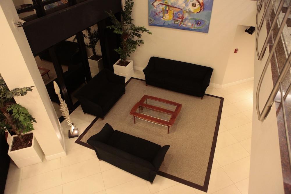 هوليداي إن فوروٓاليز ا ماي آيتش جي المنطقة الخارجية