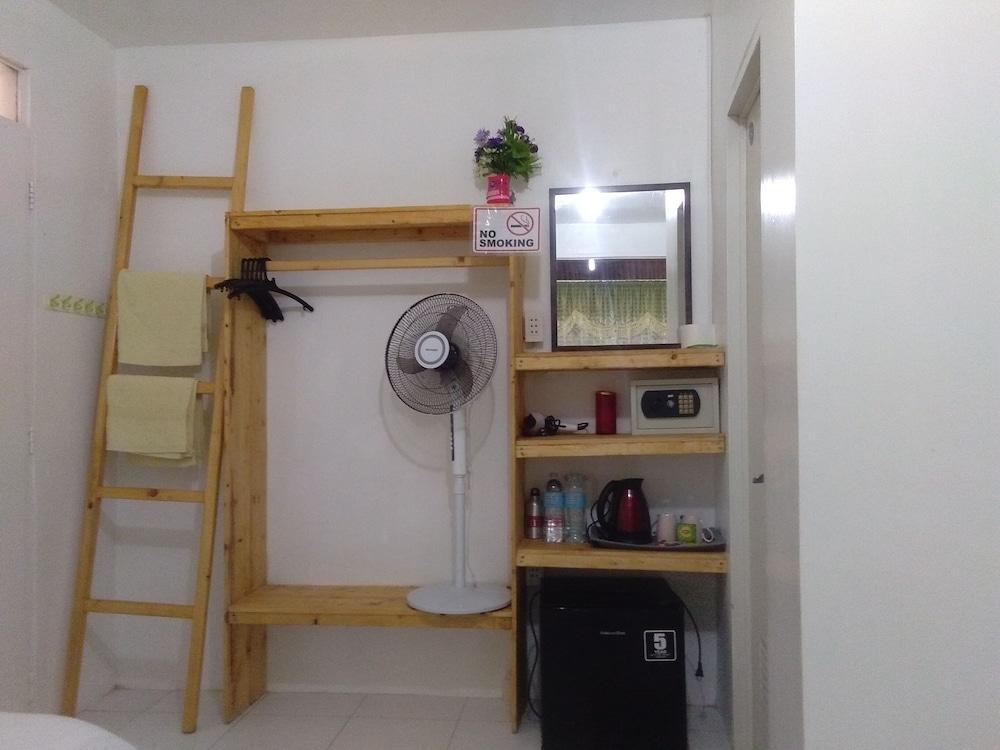 Johan Dive Resort Room
