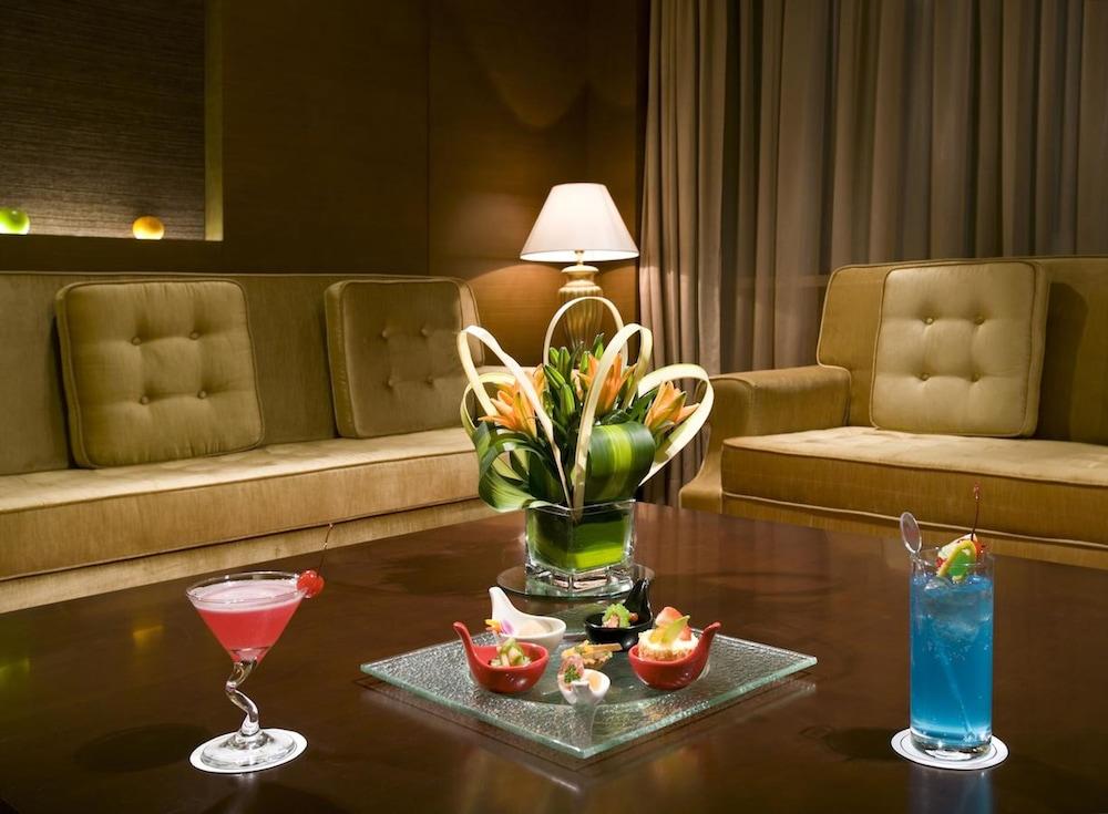 Baolong Hotel Shanghai Interior Detail