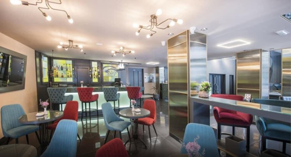 Barcelo Ourense Reception