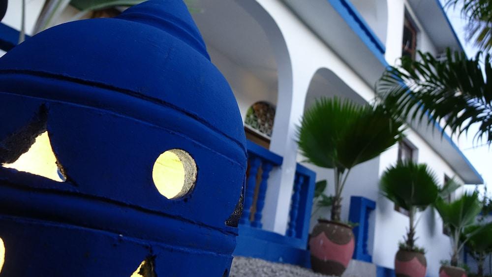 أيربورت بالاس