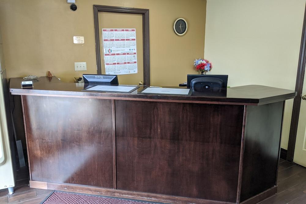 ترافيلودج باي ويندام ريتشموند إنديانا منطقة الاستقبال