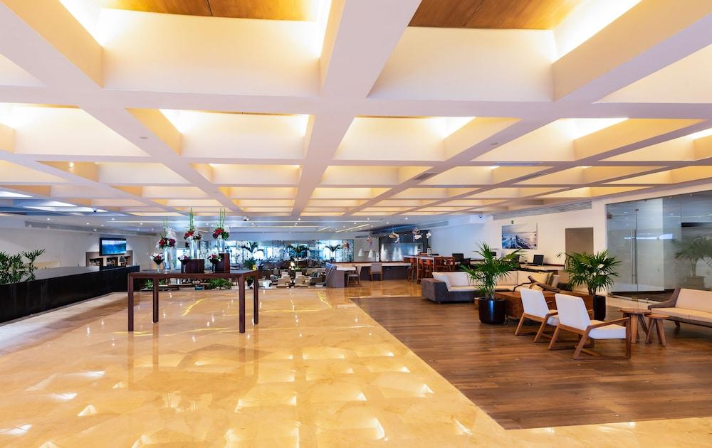 InterContinental Presidente Cancun Resort by IHG Lobby