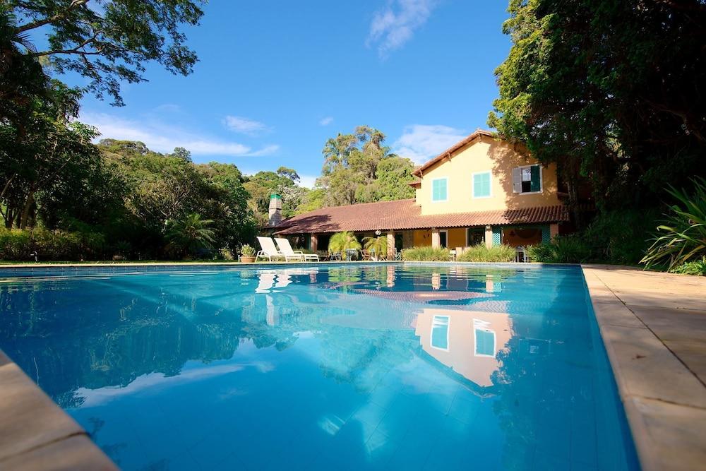 بوزادا أمويدو