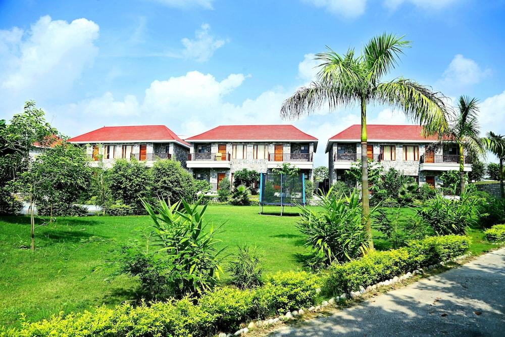 The Corbet Manral Resort & Spa