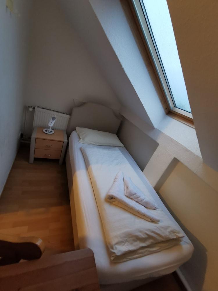 هوتل لوبيكار هوف داخلي