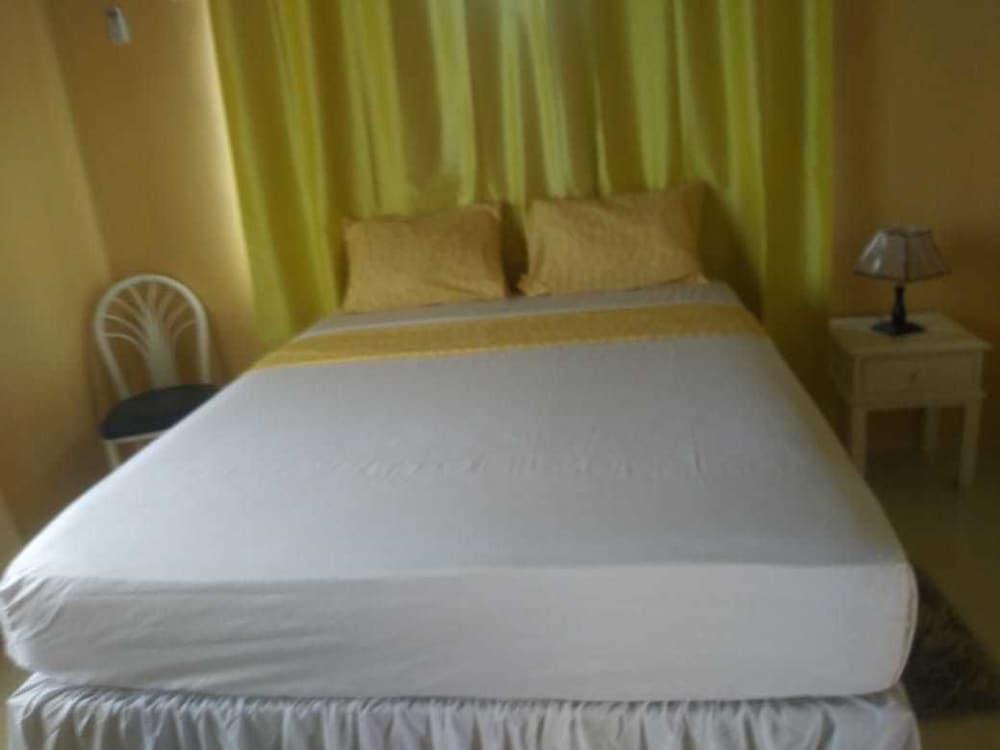Lagardan Ocean View Room