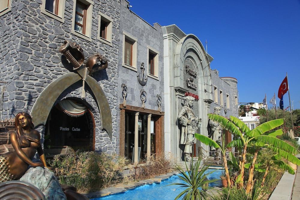 كاكتوس فلور بيتش كلوب - شامل جميع الخدمات المنطقة الخارجية