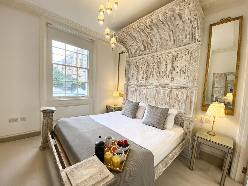 Stylish Apartments in Pimlico Room