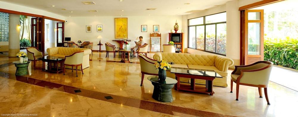 ذا رويال تشيانغماي جولف ريزورت منطقة الجلوس في الردهة