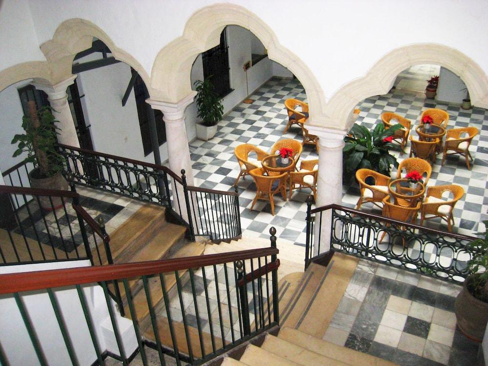 أبارتامينتوس لارجا 70 داخلي