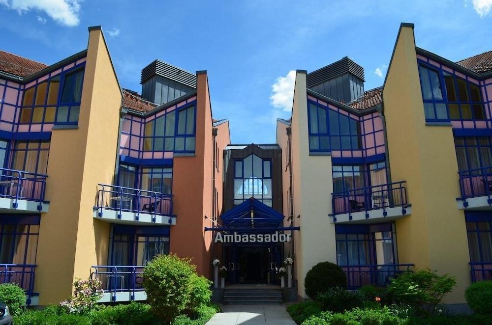 Ambassador Apparthotel Exterior