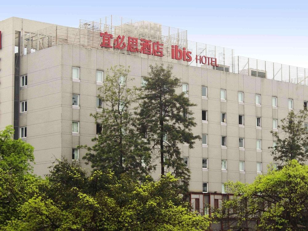 ibis Ya'an Langqiao Exterior
