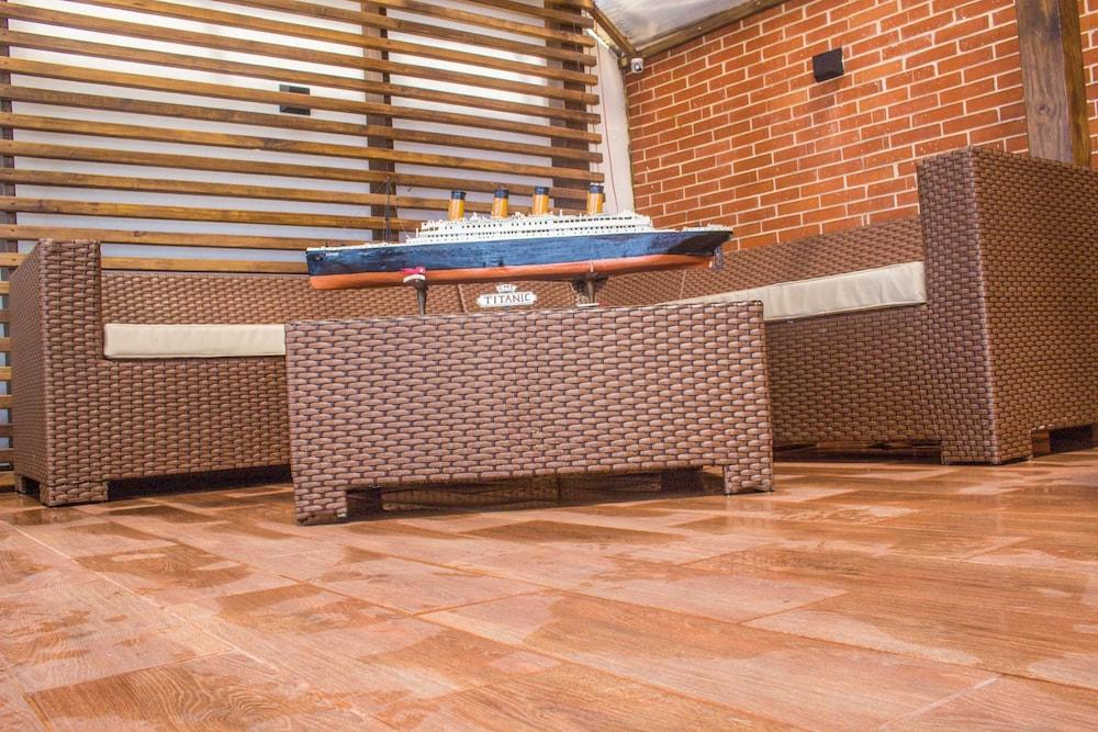 هوتل لا لياف ديل مار منطقة شواء/نزهات