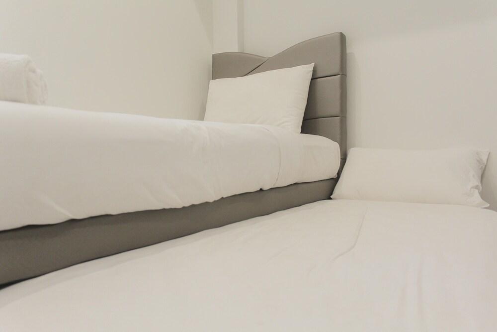 إكسكويسيت  32 د رومآات برانز بي إي ٔبارتمنت غرفة