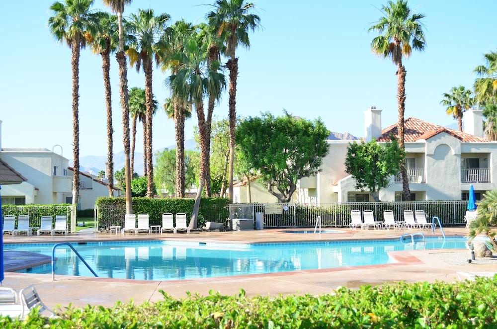 Desert Breezes Resort Property Grounds
