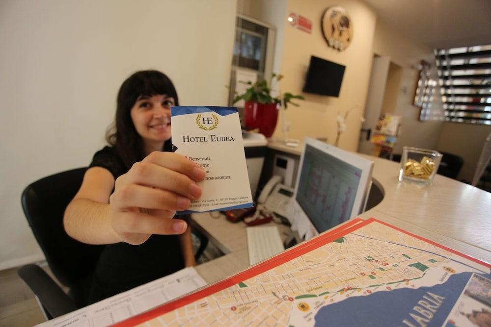 هوتل يوبيا منطقة الاستقبال