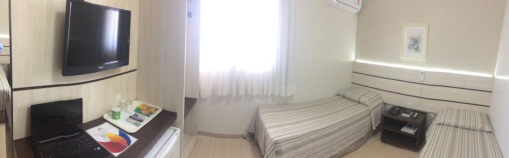 باريغي بارك هوتل