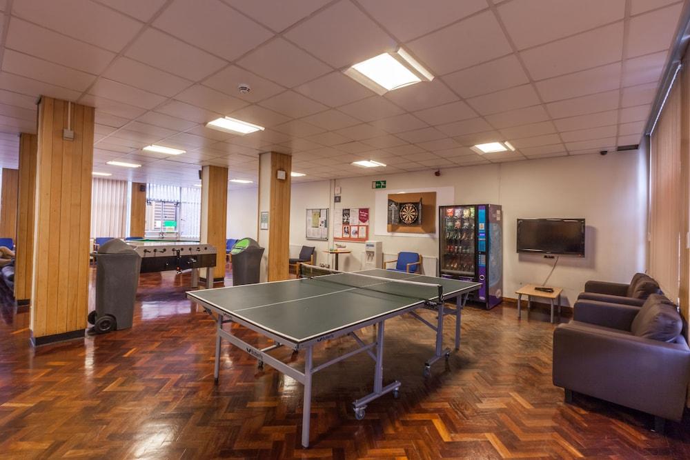 LSE Carr-Saunders Hall - Campus Accommodation Game Room