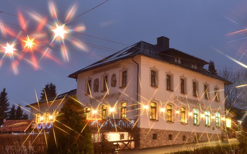 هوتل ألبينهوف داس كلينجيند جاست هاوس المنطقة الخارجية