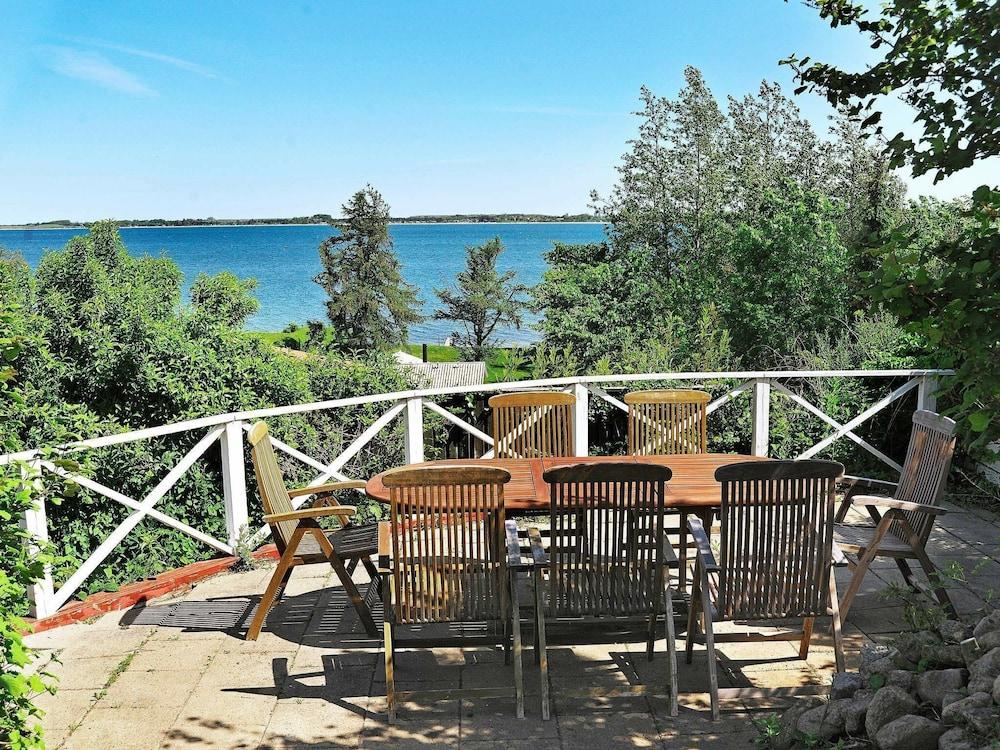 Picturesque Holiday Home in Mesinge With Sea Views