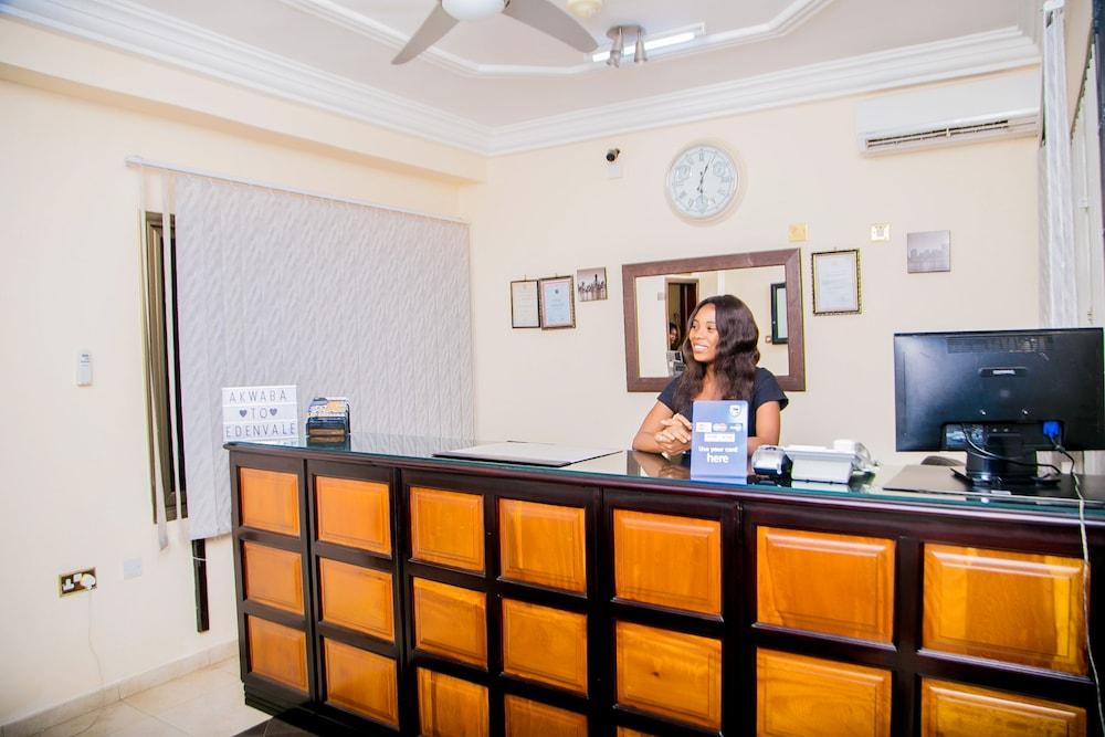 إدين فيل هوتل آند إكزكلوسيف ترينينج سين قاعة الاستقبال